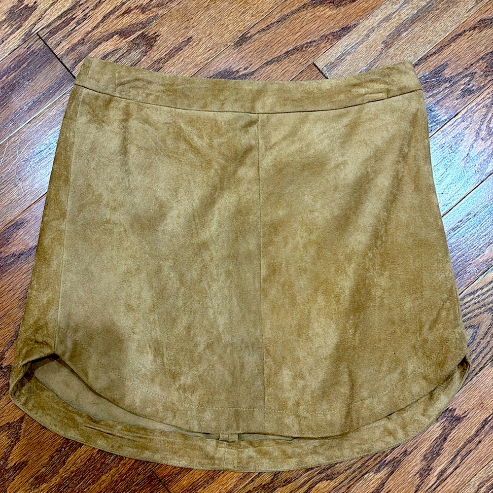 Fab’rik suede camel skirt